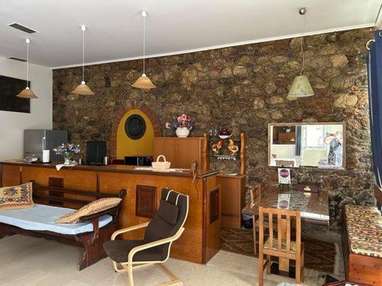The -300 -A Centrally Located Heritage Home Sparta Luaran gambar