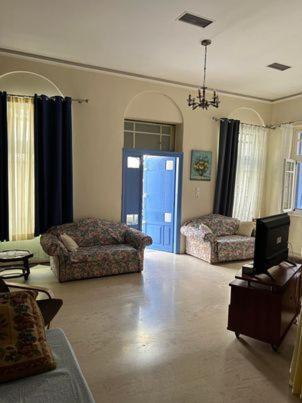 The -300 -A Centrally Located Heritage Home Sparta Luaran gambar
